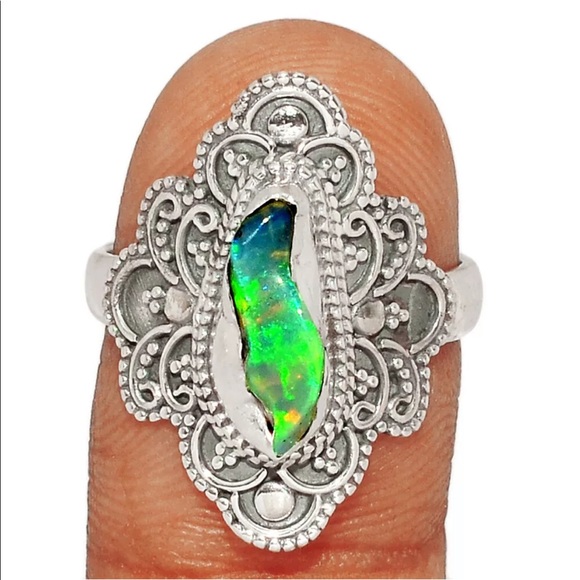 Beautiful Ethiopian opal silver ring size 8 - Picture 1 of 2